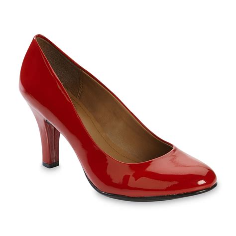 comfortable red pumps for women.